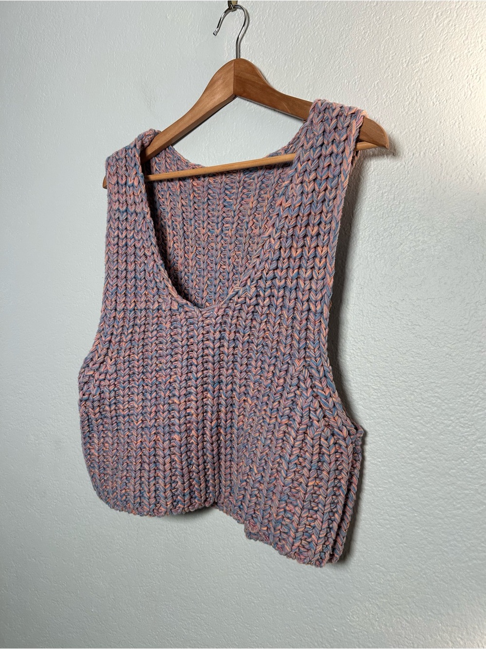 Free People Hoopla Blue-Peach-Purple chunky Braided Knit oversized Tank vest XS - Picture 4 of 9